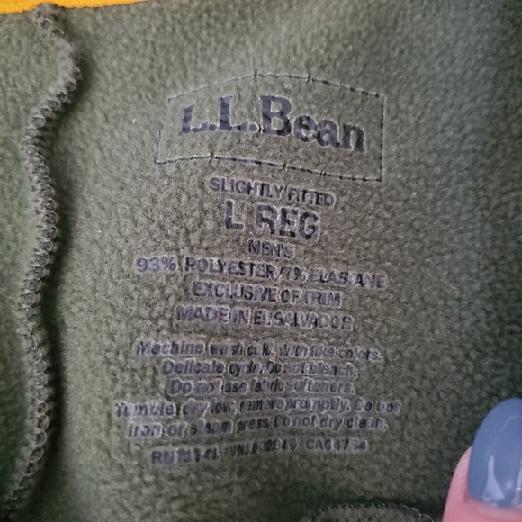 L.L. Bean Olive Green Fleece Pullover - Picture 3 of 8